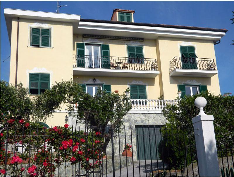 Bed and Breakfast Art&Kitchen à Savone Extérieur photo